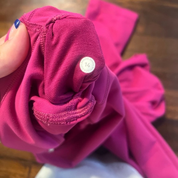 Pink lululemon leggings size 14 - Picture 3 of 6